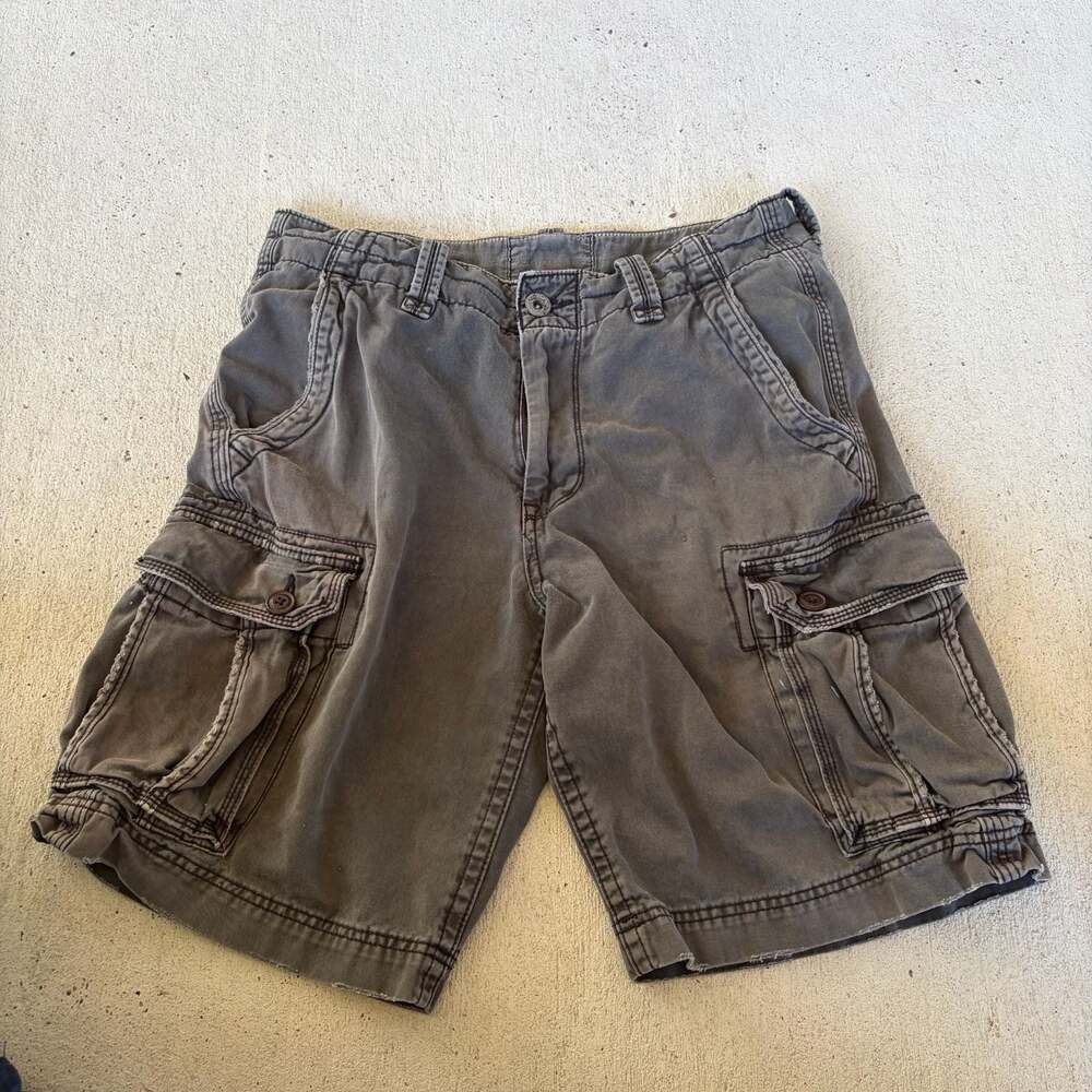 American Eagle Outfitters Men's Grey Distressed Cargo Shorts Size 32